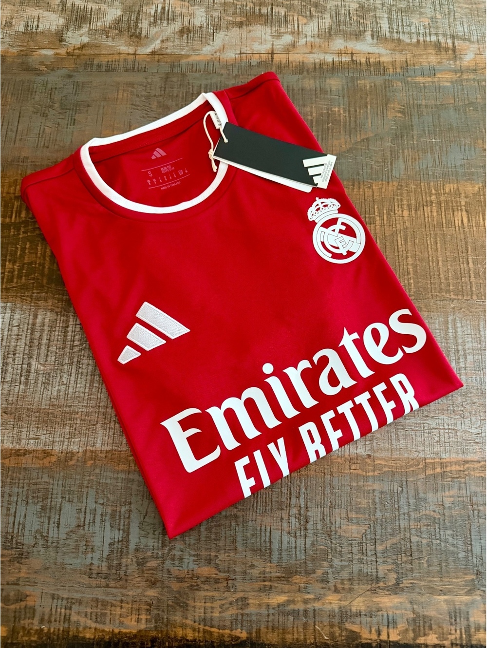 Valverde #8 Adidas Real Madrid Red Jersey Small